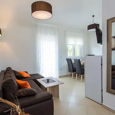 Apartman Birikina With Pool Poreč