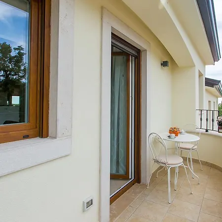 Apartman Birikina With Pool Poreč