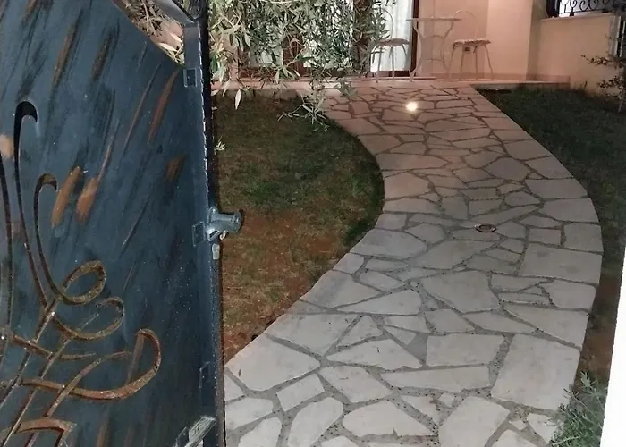 Birikina With Pool Apartament Poreč