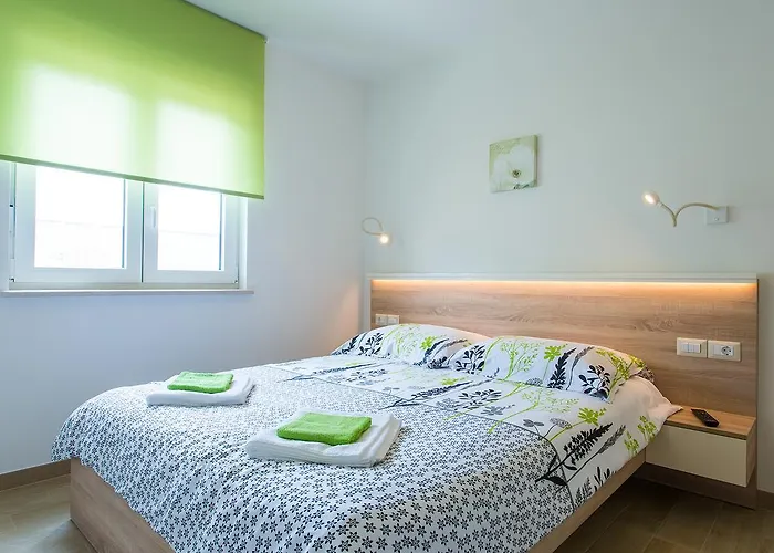 Birikina With Pool Apartament