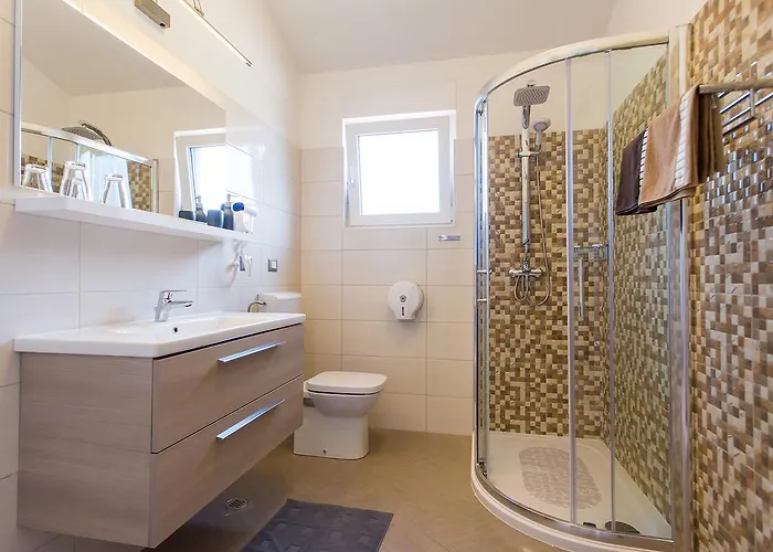 Birikina With Pool Apartament Poreč